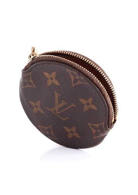 louis vuitton mens coin pouch|Louis Vuitton round coin pouch.